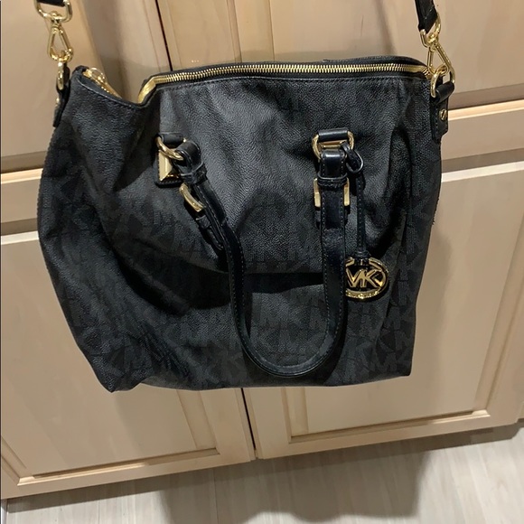 Michael Kors Rarely Used Tote - Picture 2 of 4